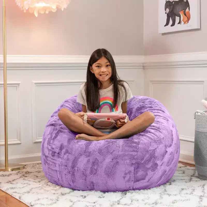Pouf en fausse fourrure – Plusieurs coloris – 1 place