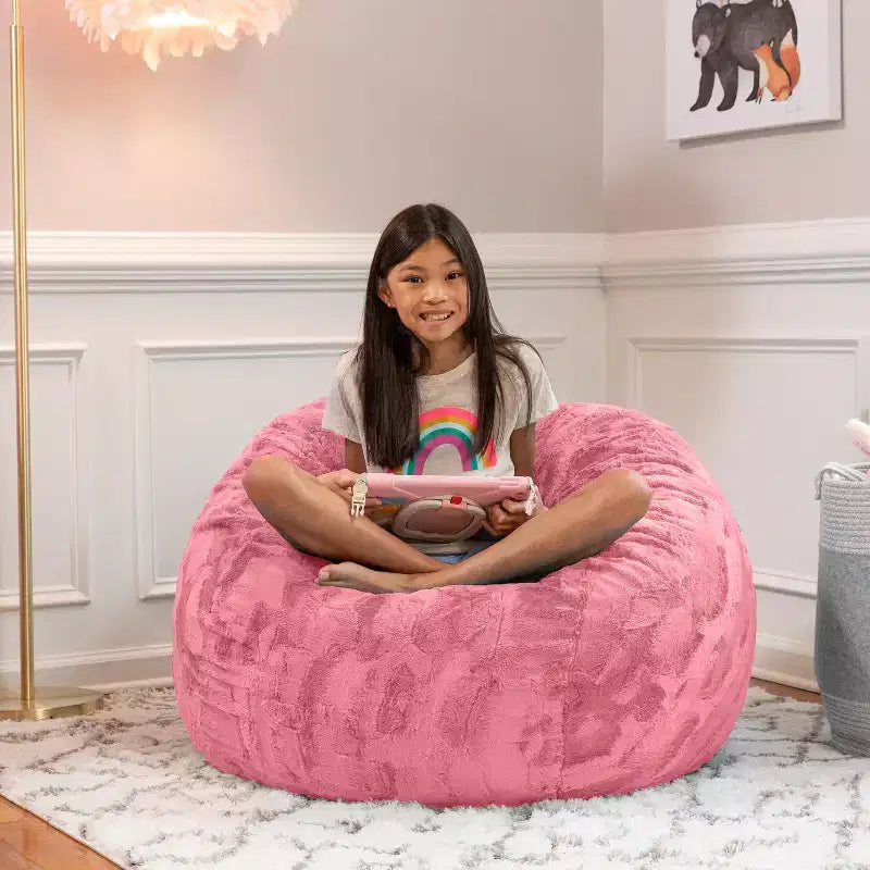 Pouf en fausse fourrure – Plusieurs coloris – 1 place