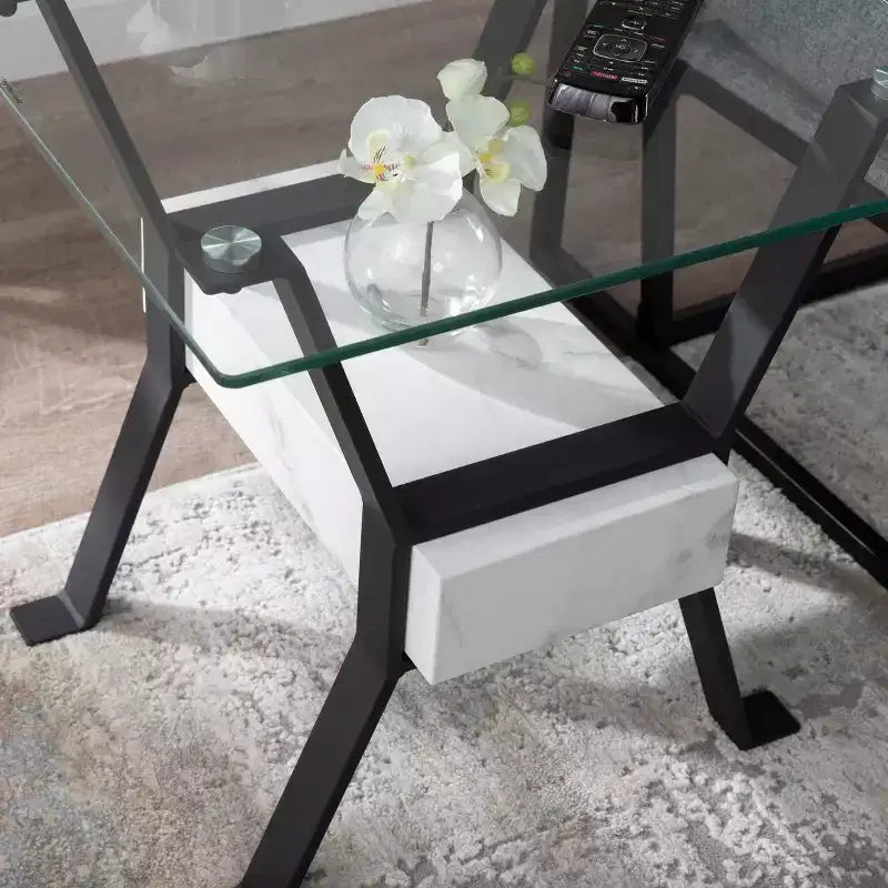 Table d'appoint carrée noire avec plateau en verre