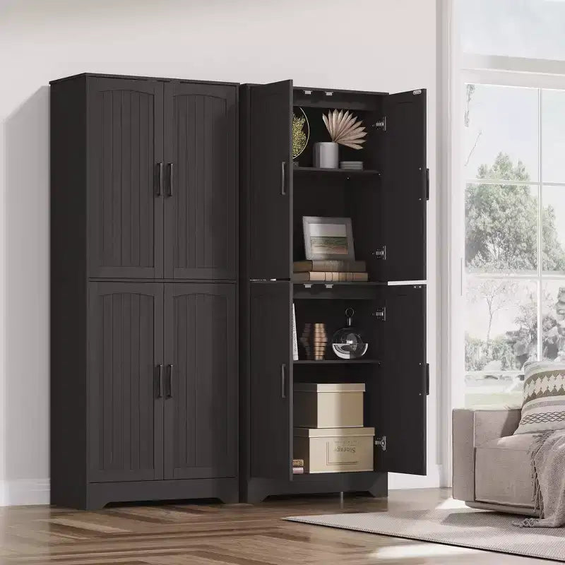 Armoire de cuisine noire