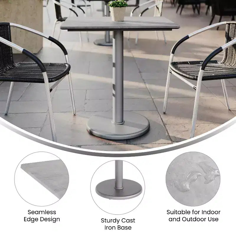 Table de bistrot rectangulaire pour 2 personnes, plateau aspect béton gris/marron foncé et piètement argenté